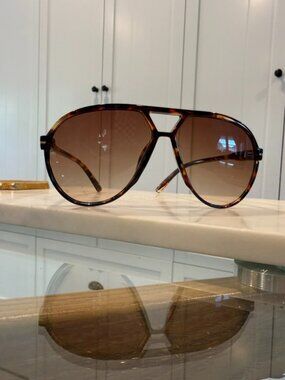 Oversized Tortoiseshell Aviator Sunglasses Gradiant Brown Lense